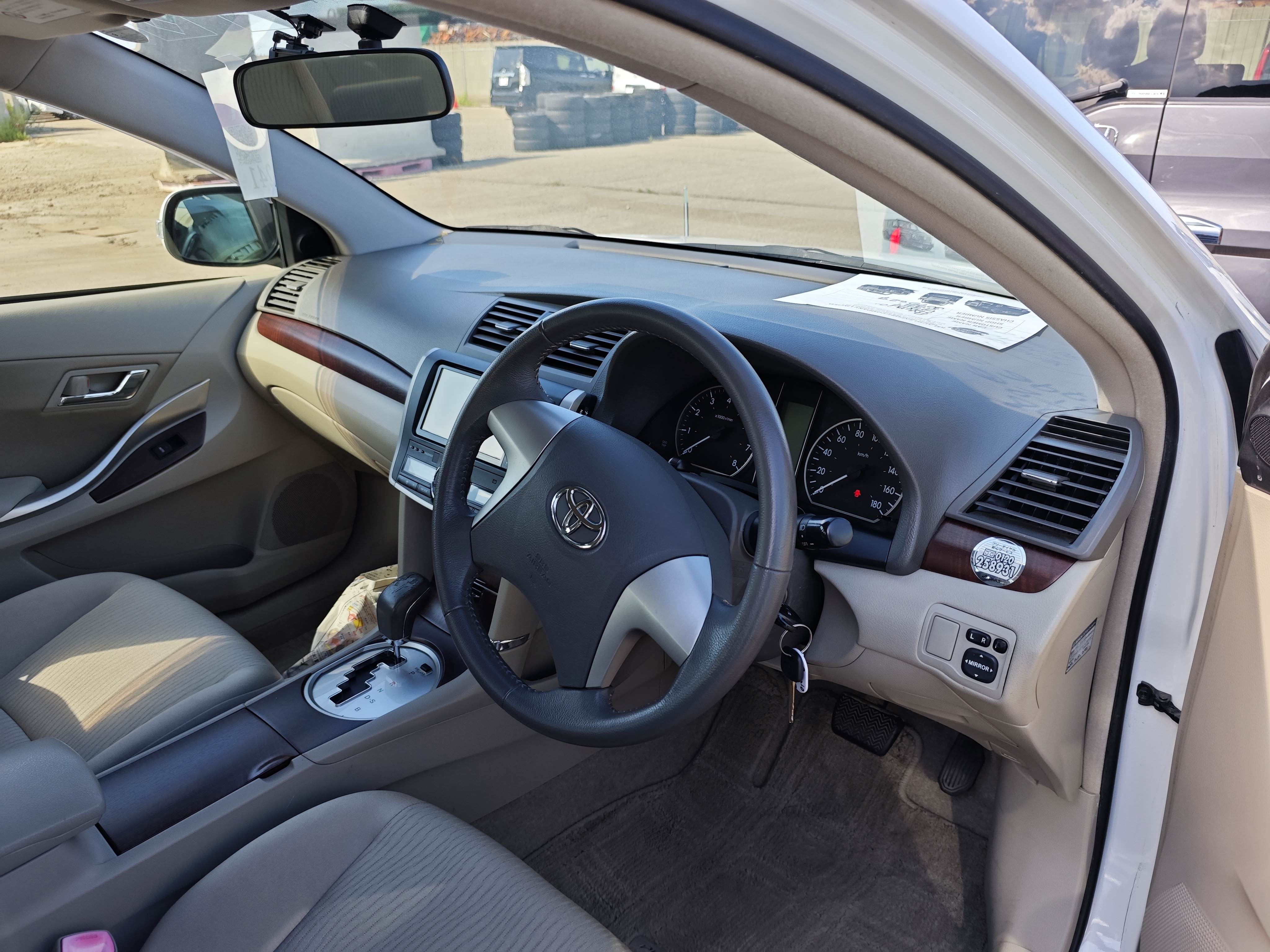 TOYOTA PREMIO