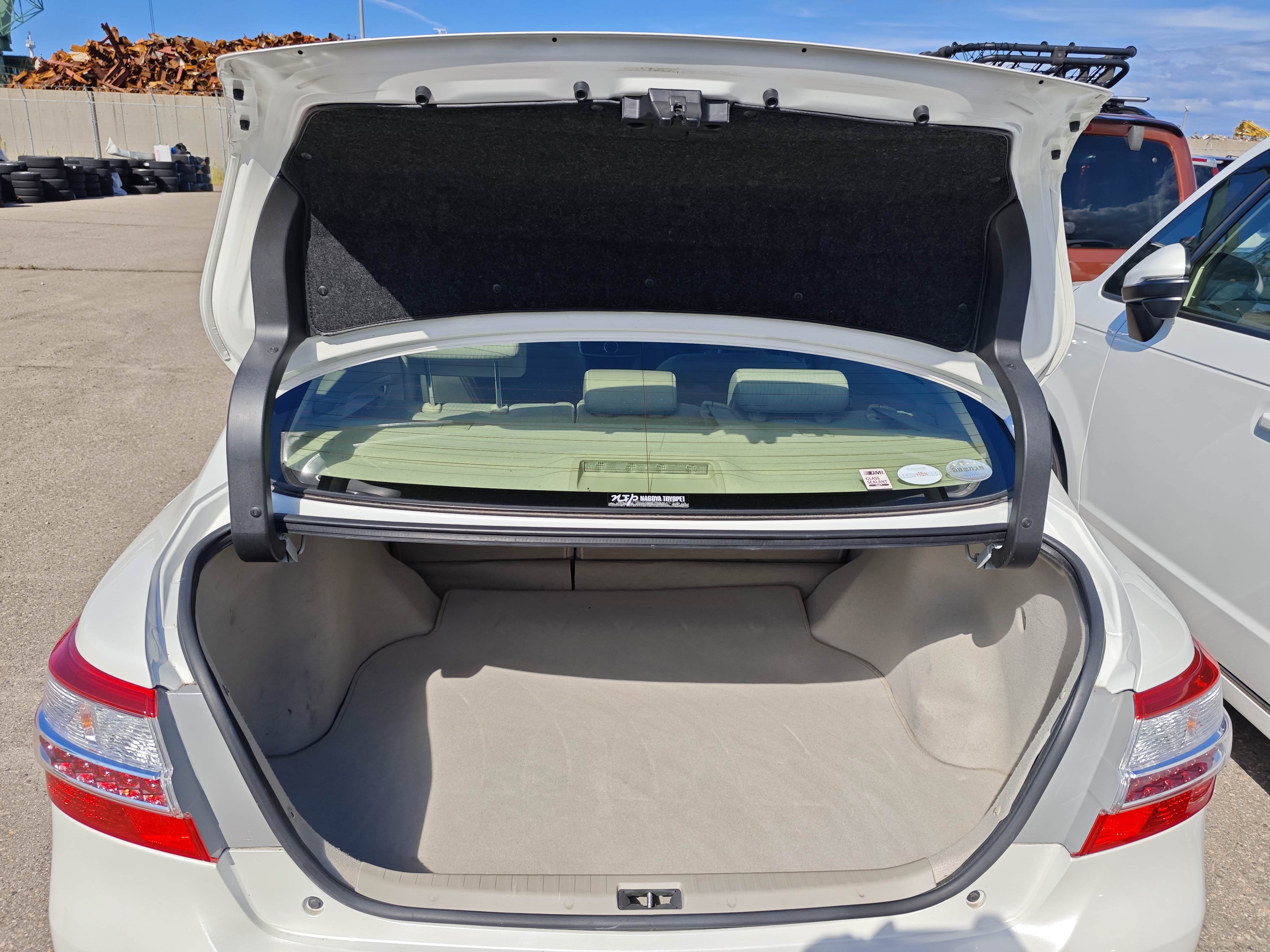 TOYOTA PREMIO