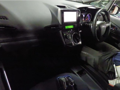 TOYOTA WISH