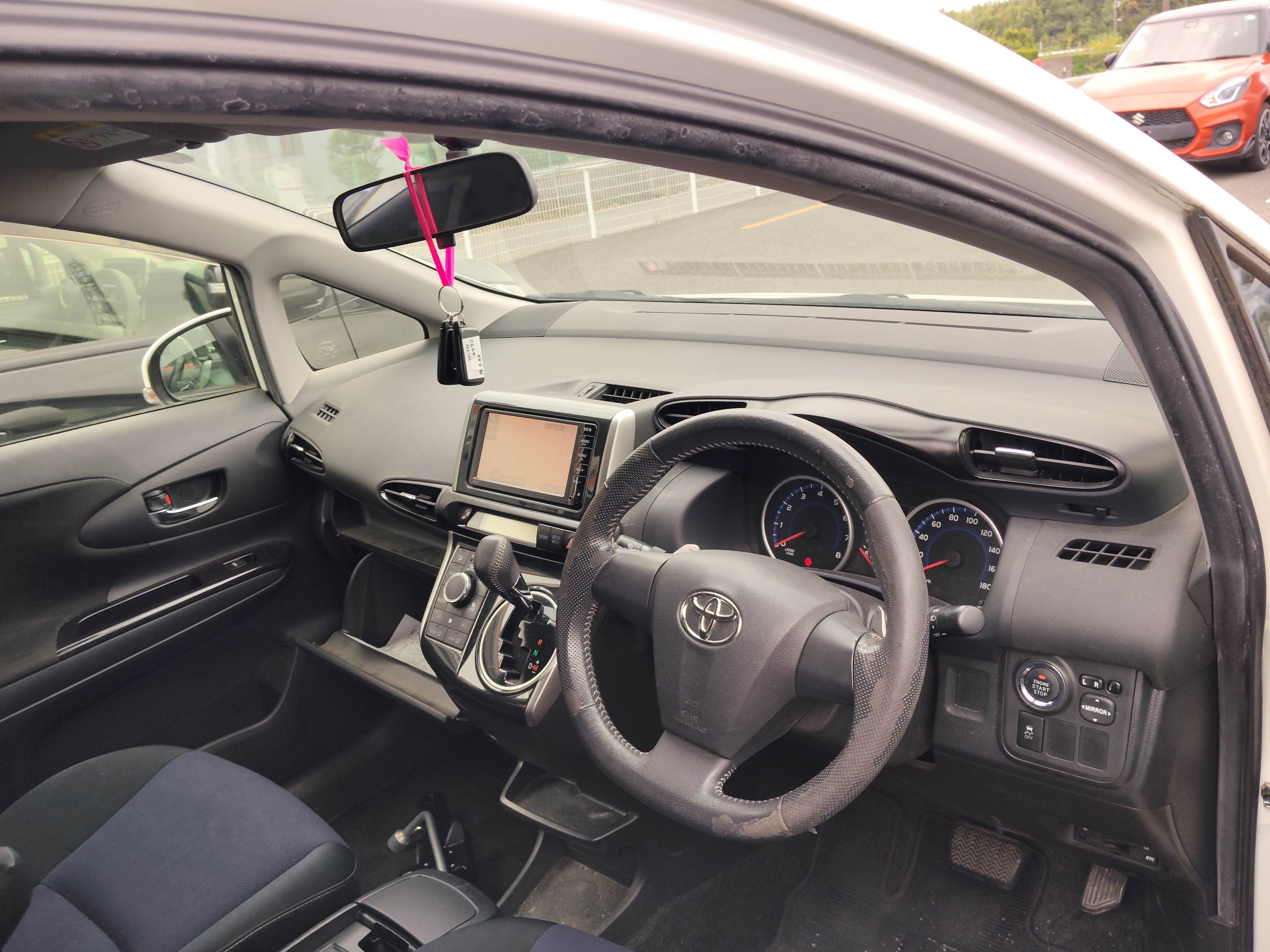 TOYOTA WISH