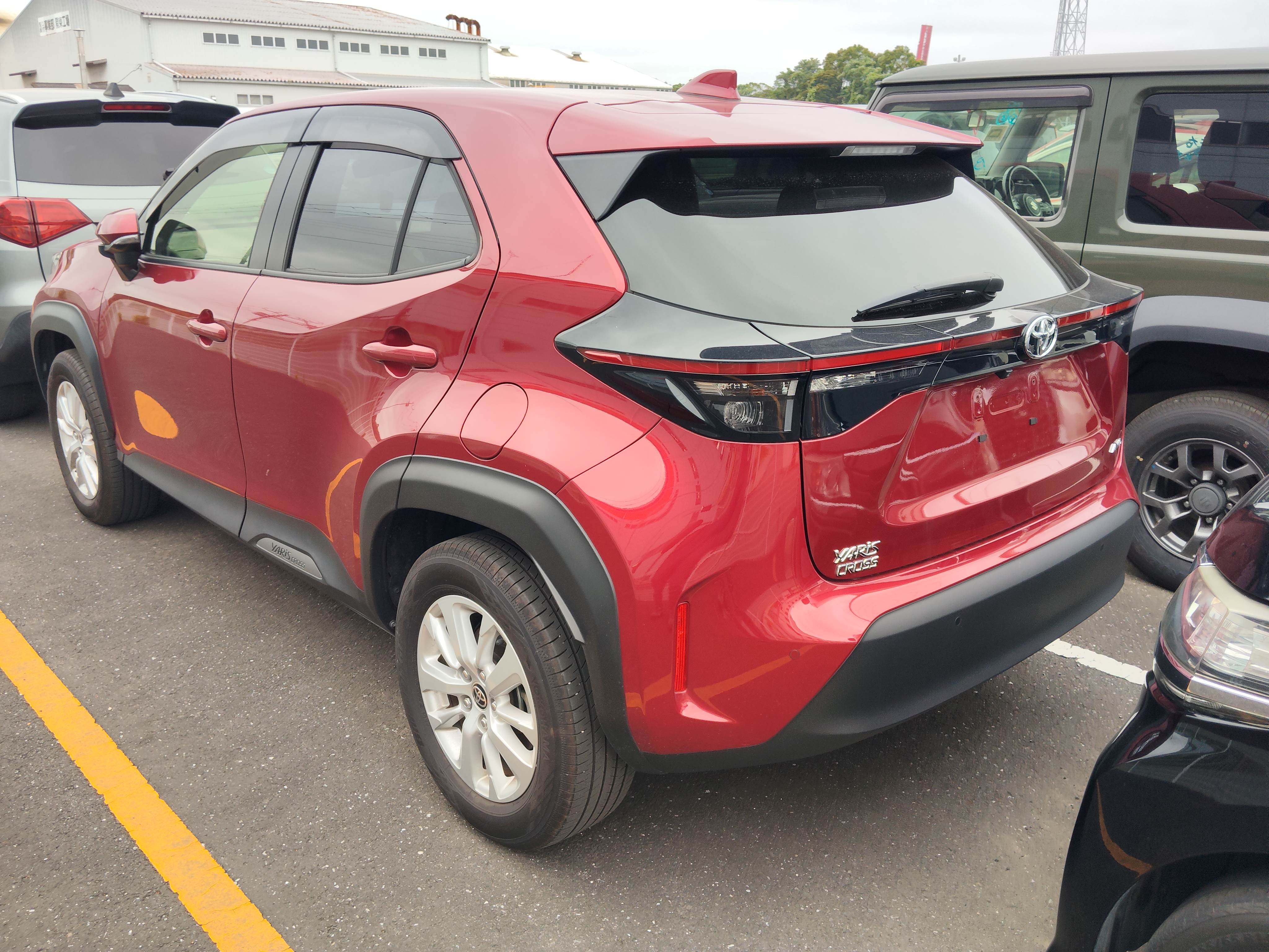 TOYOTA YARIS CROSS