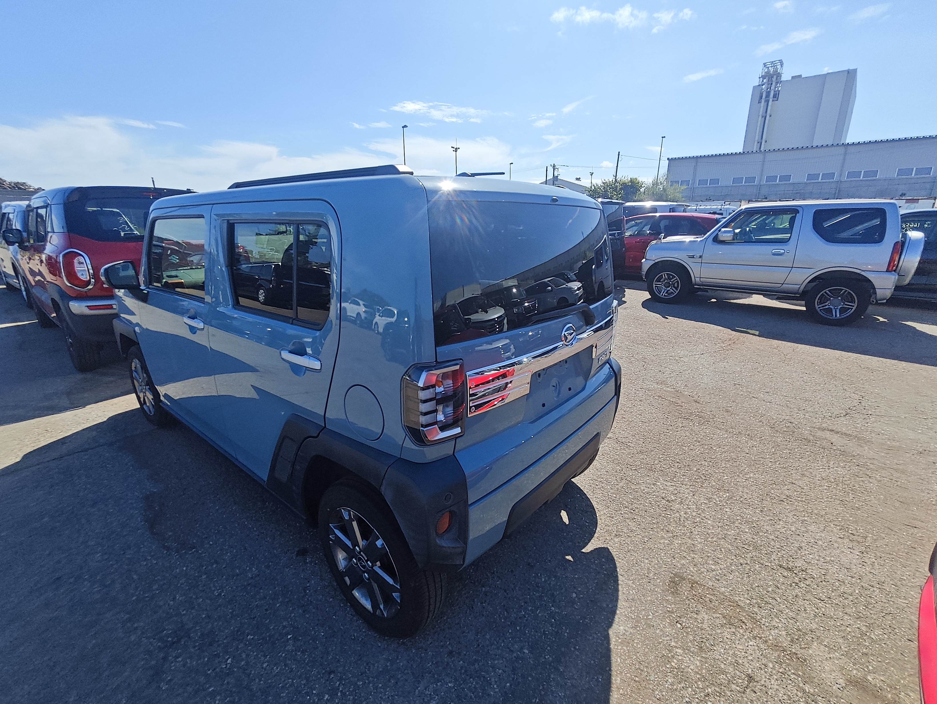DAIHATSU TAFT