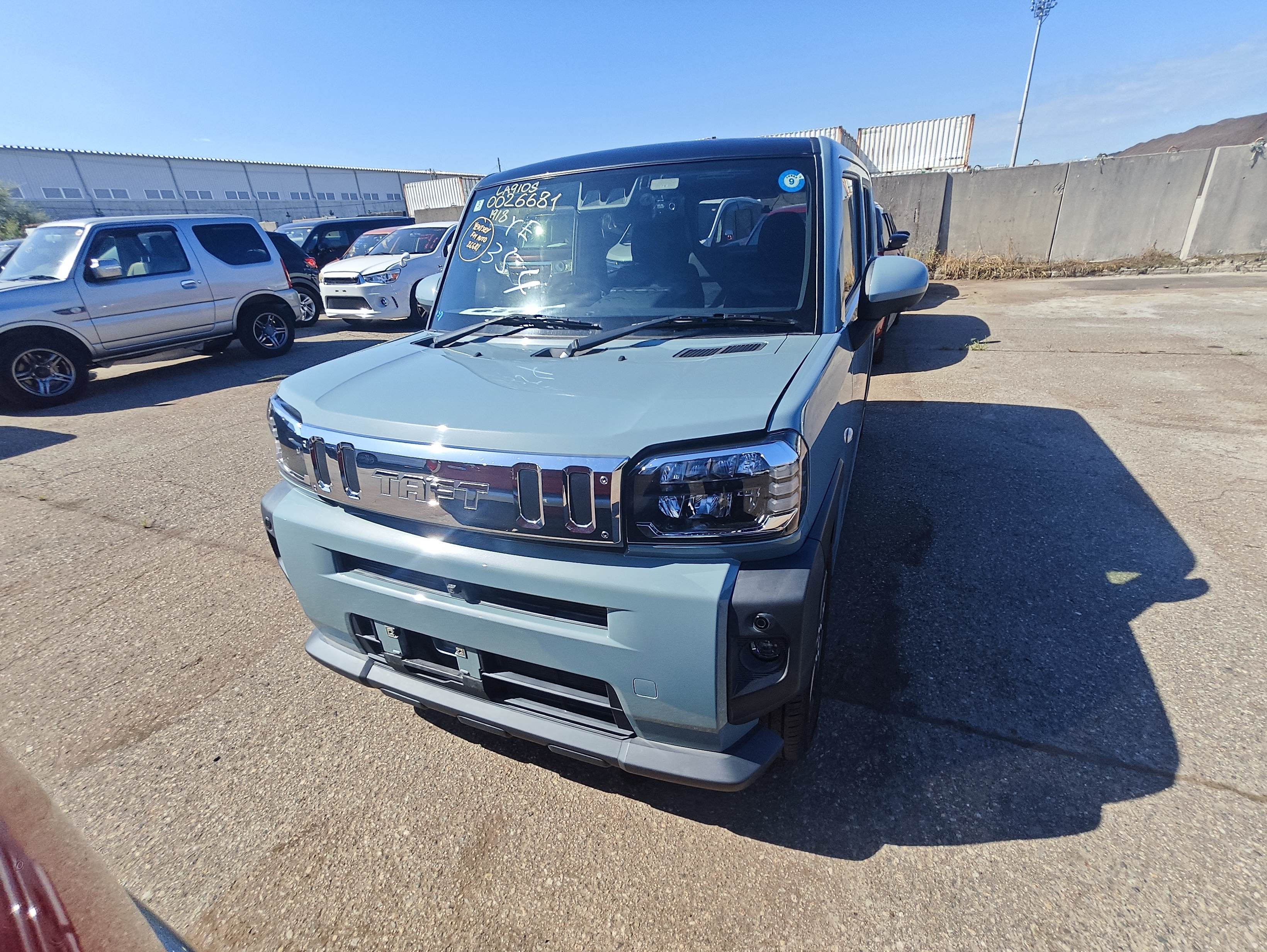 DAIHATSU TAFT
