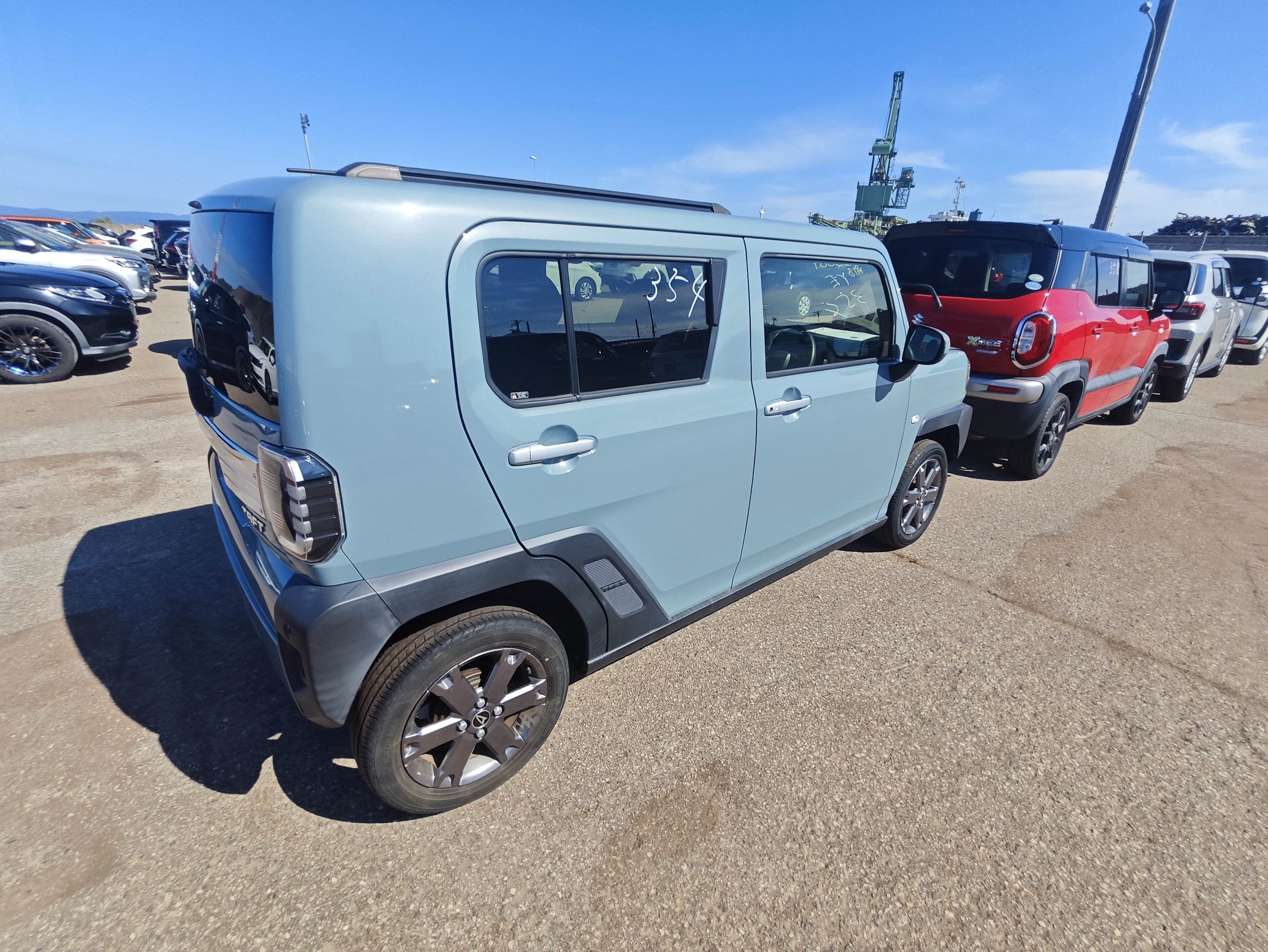 DAIHATSU TAFT
