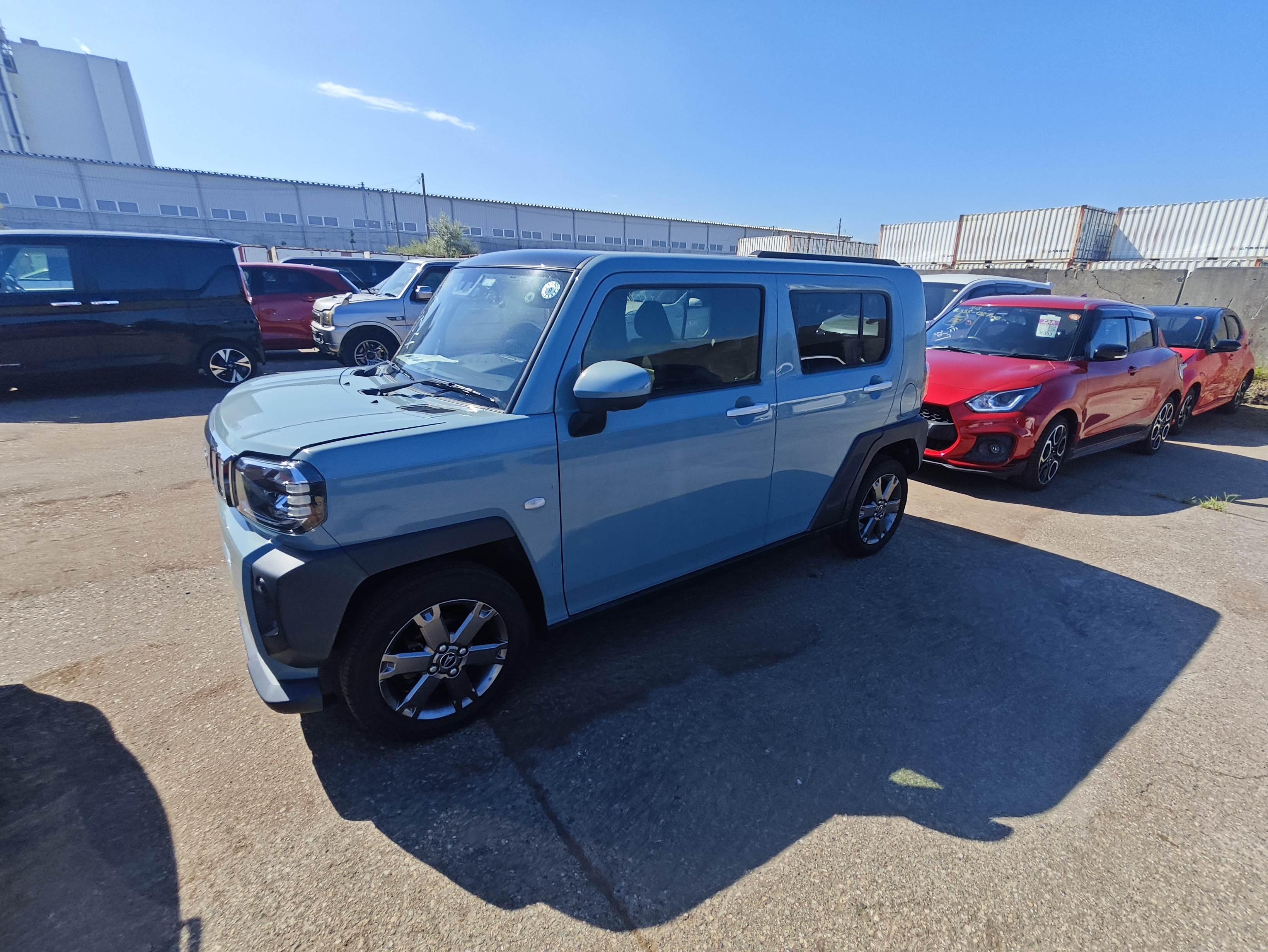 DAIHATSU TAFT
