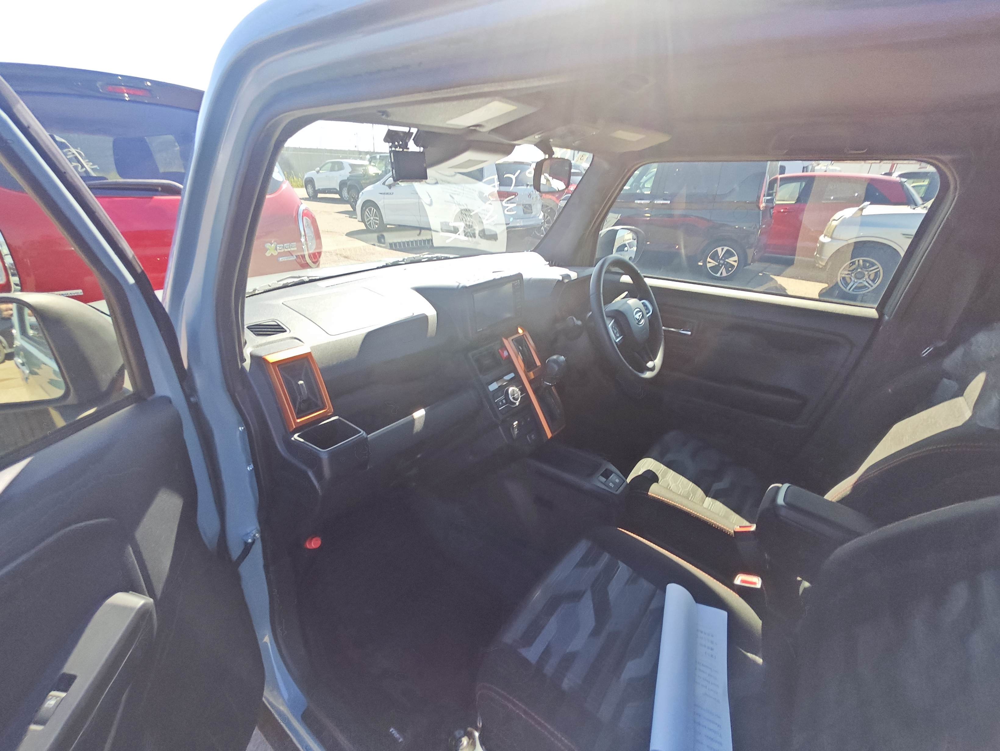 DAIHATSU TAFT