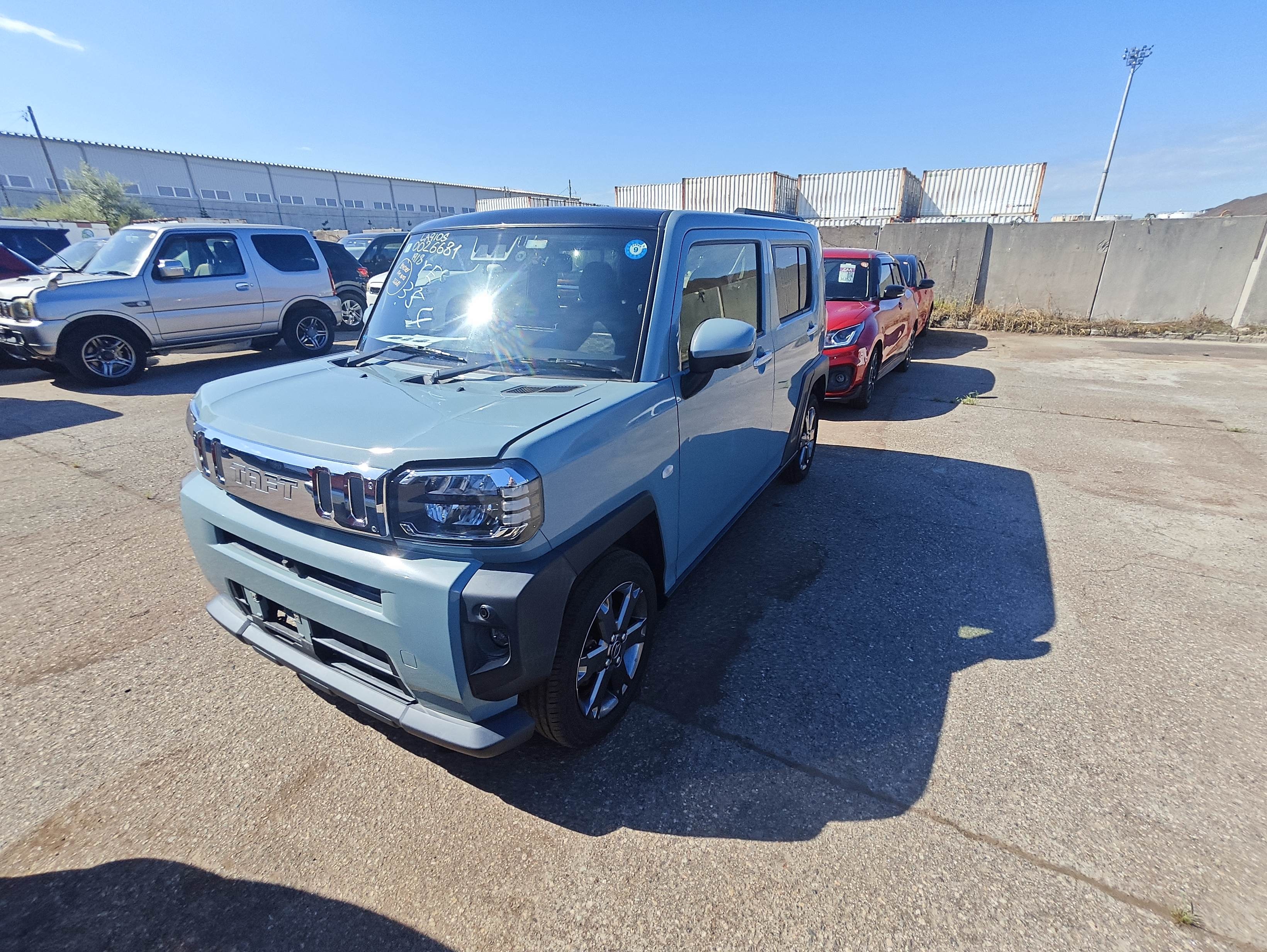 DAIHATSU TAFT