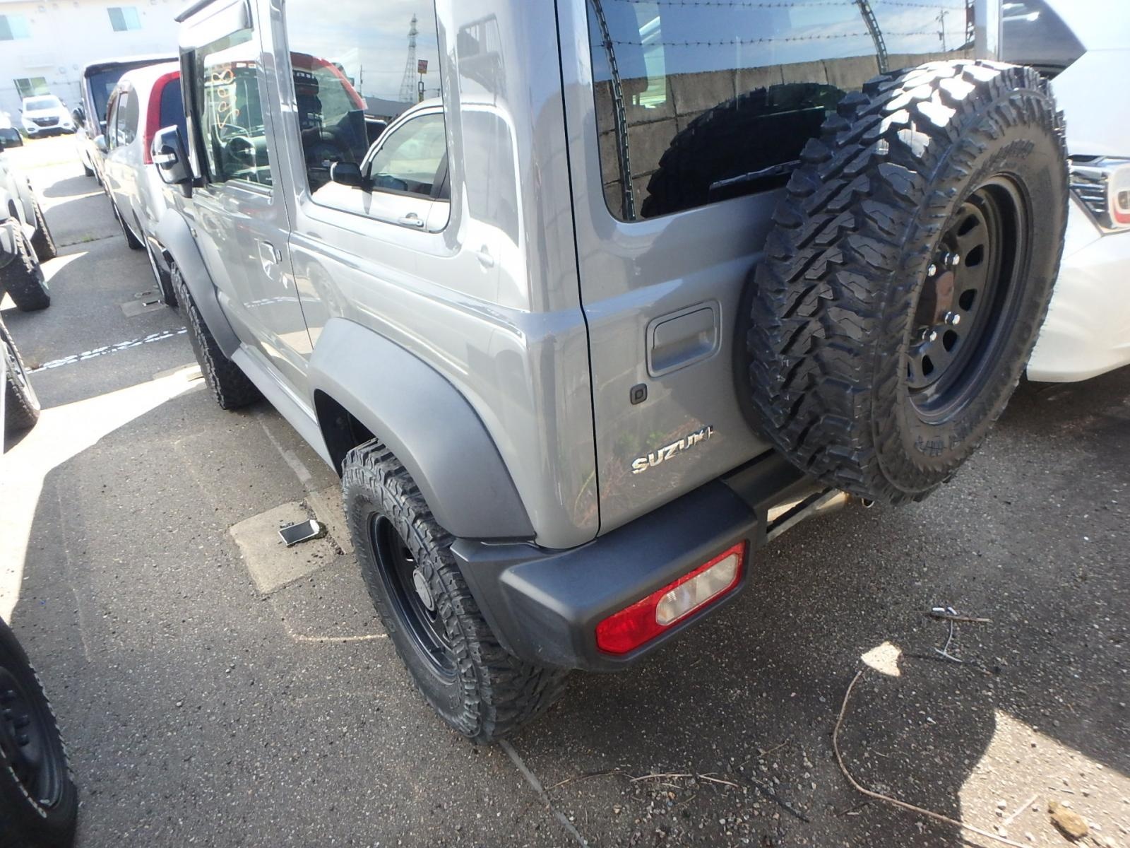 SUZUKI JIMNY SIERRA