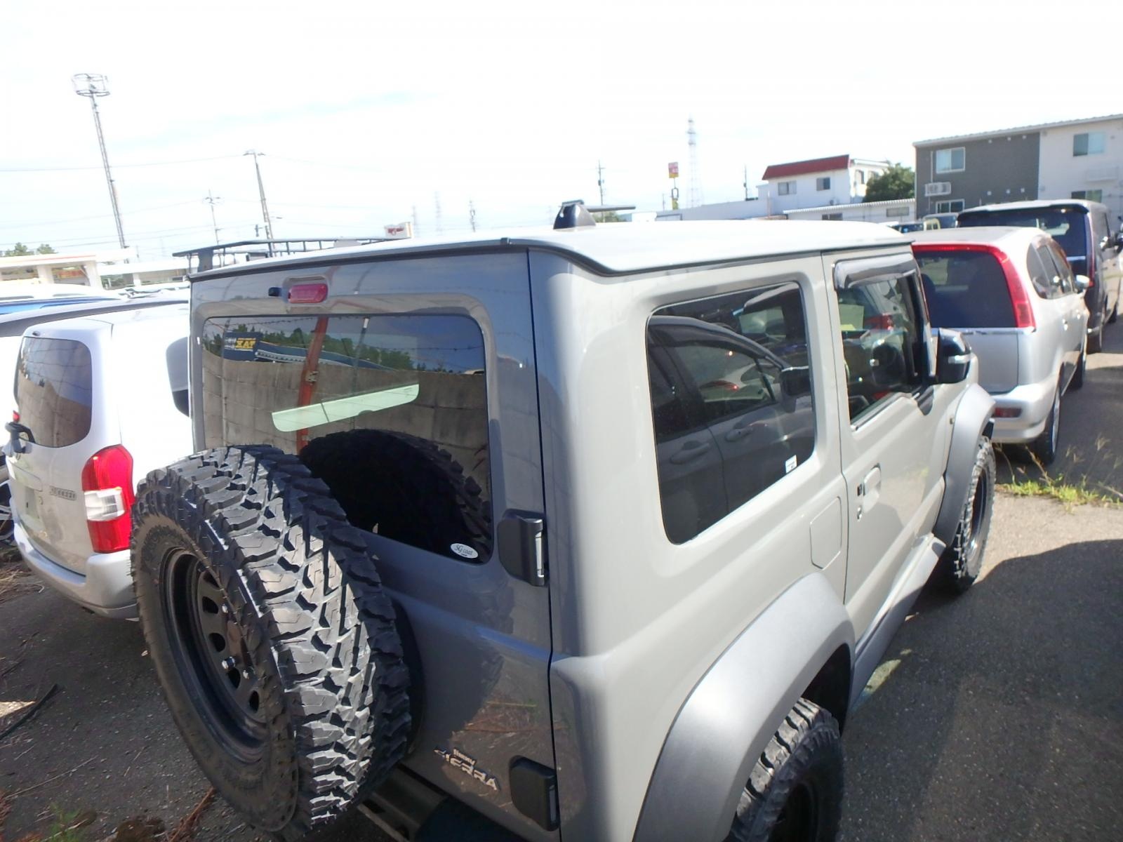 SUZUKI JIMNY SIERRA