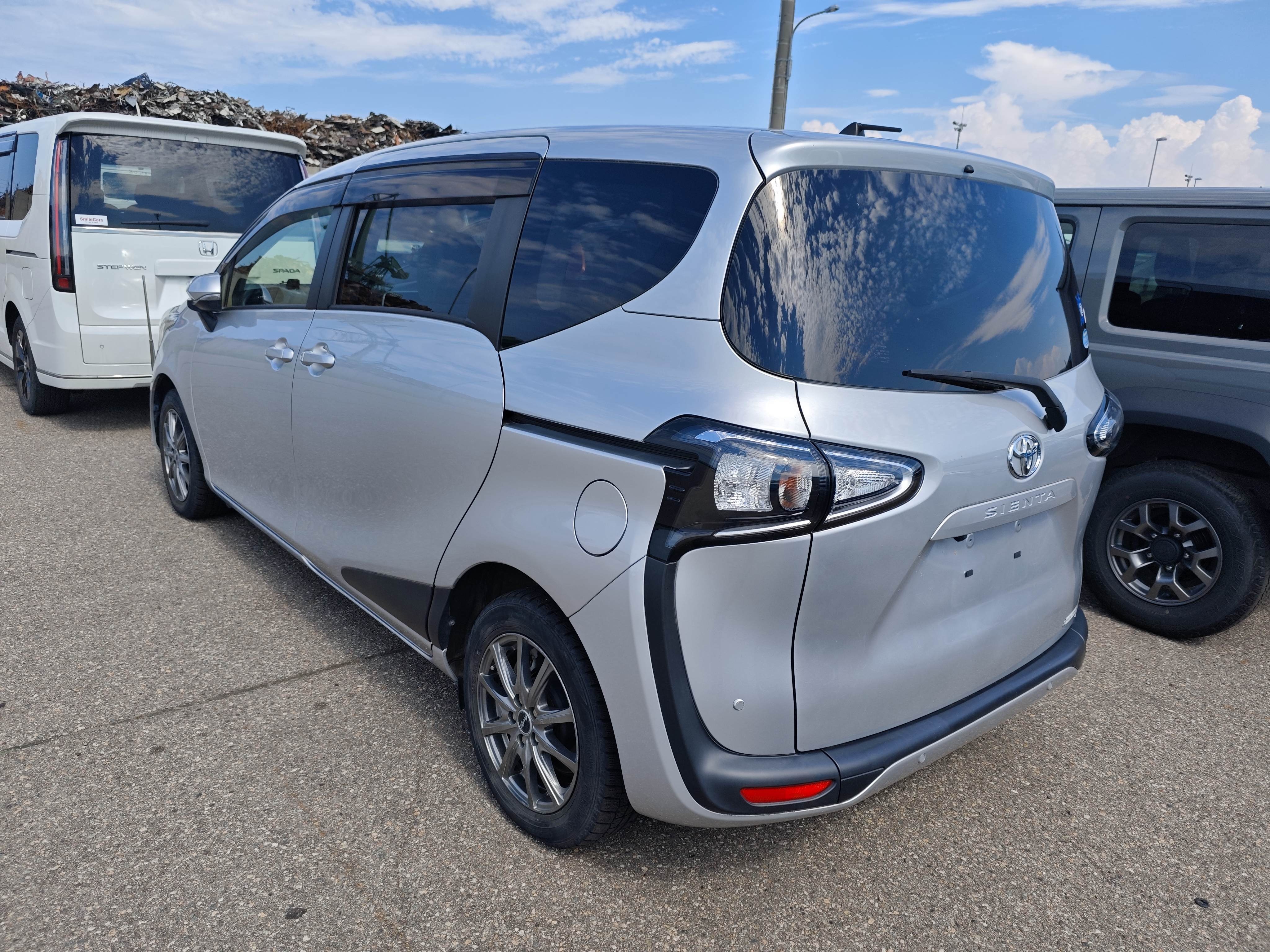 TOYOTA SIENTA
