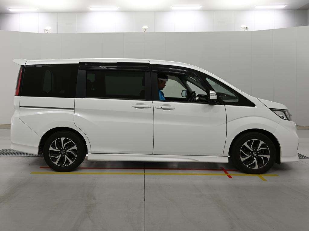HONDA STEPWGN SPADA