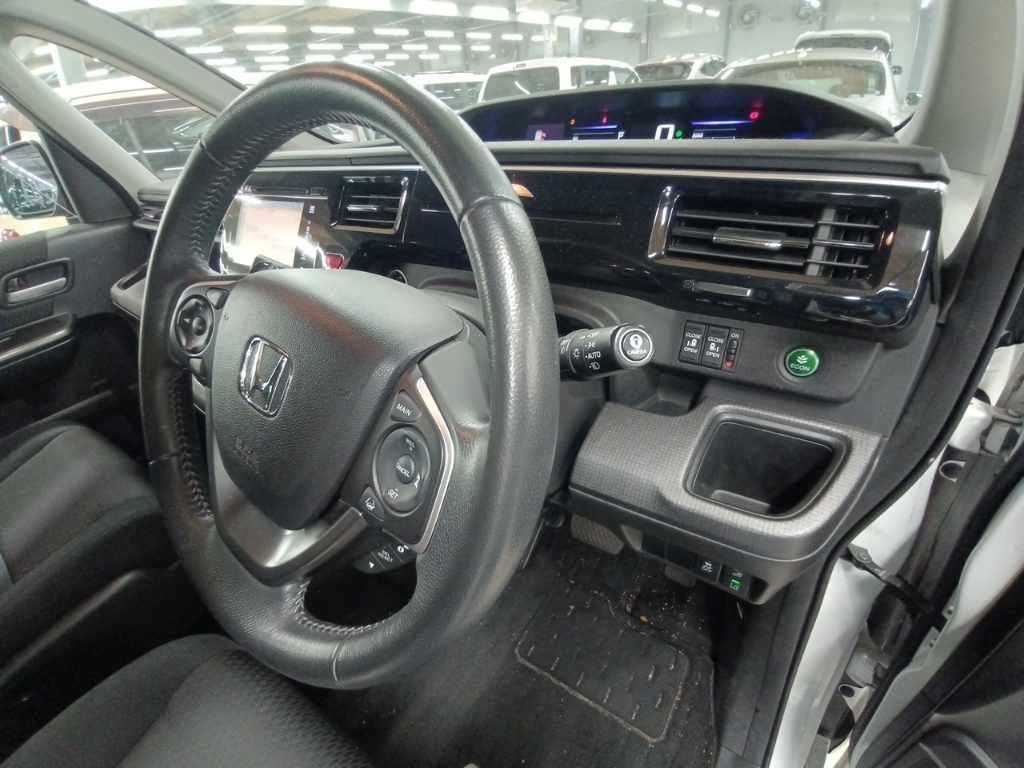 HONDA STEPWGN SPADA