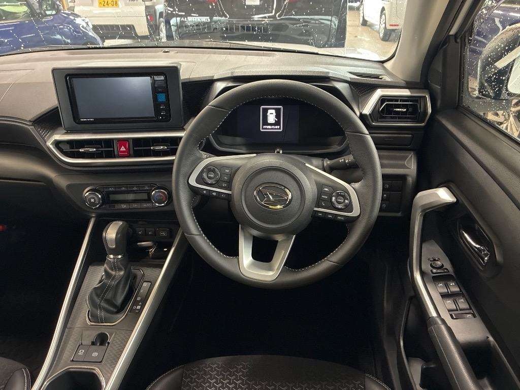 DAIHATSU ROCKY
