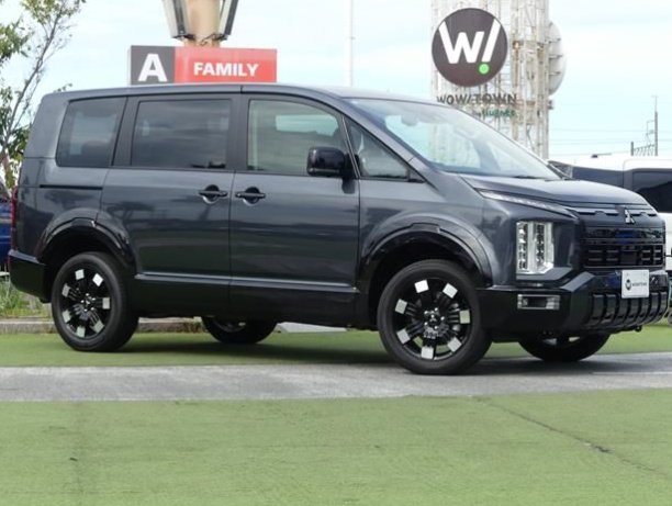 Mitsubishi Delica D:5