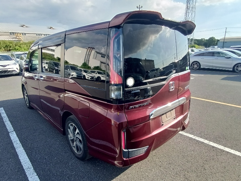 HONDA Step WGN