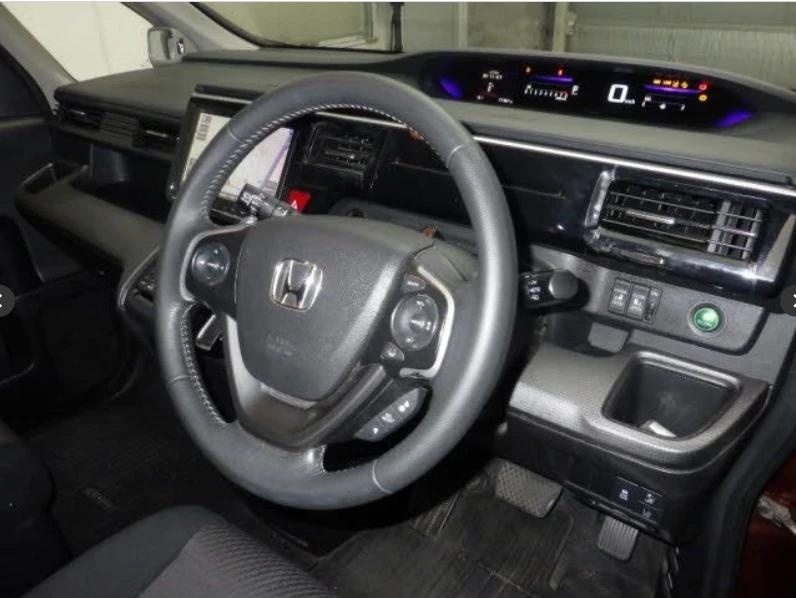 HONDA Step WGN