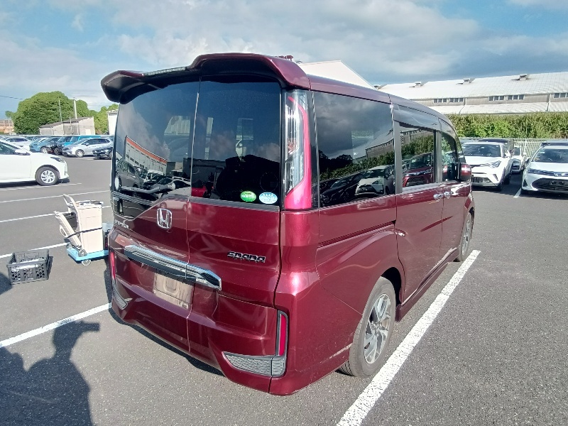 HONDA Step WGN