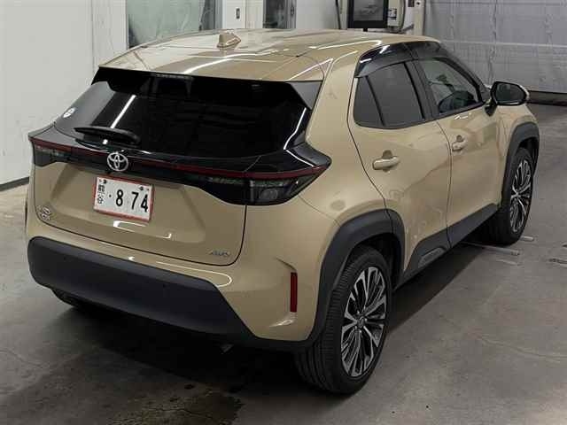 TOYOTA YARIS CROSS