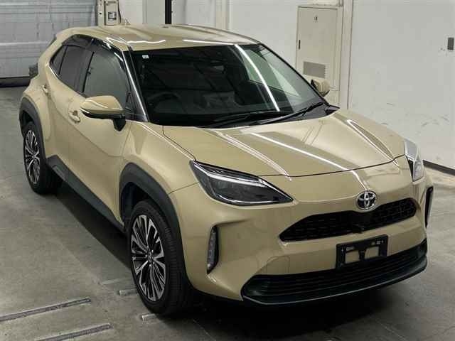 TOYOTA YARIS CROSS