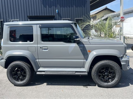 Suzuki Jimny Sierra
