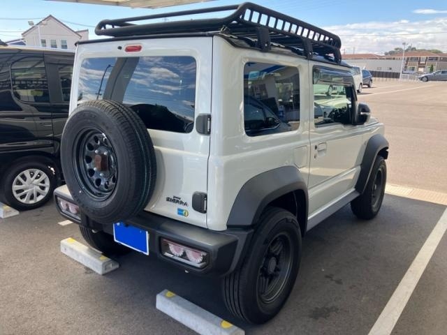 SUZUKI JIMNY SIERRA