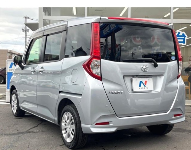 TOYOTA ROOMY