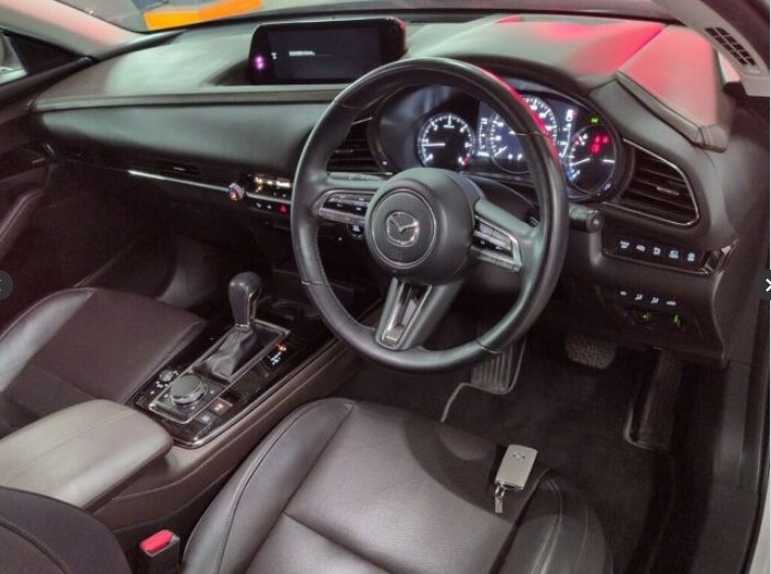 MAZDA CX-30