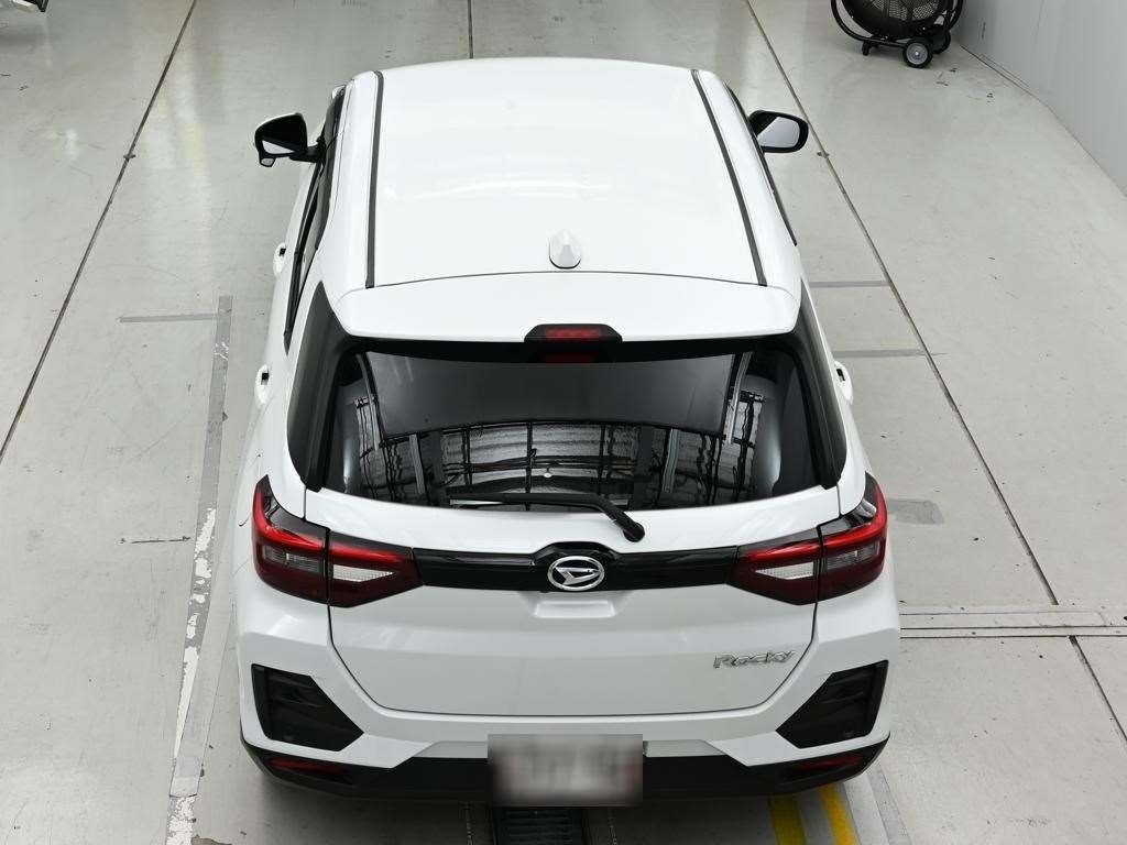 DAIHATSU ROCKY