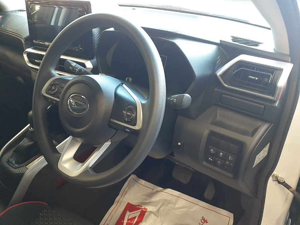 DAIHATSU ROCKY