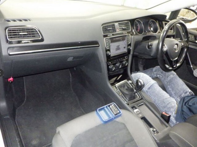VOLKSWAGEN GOLF VARIANT
