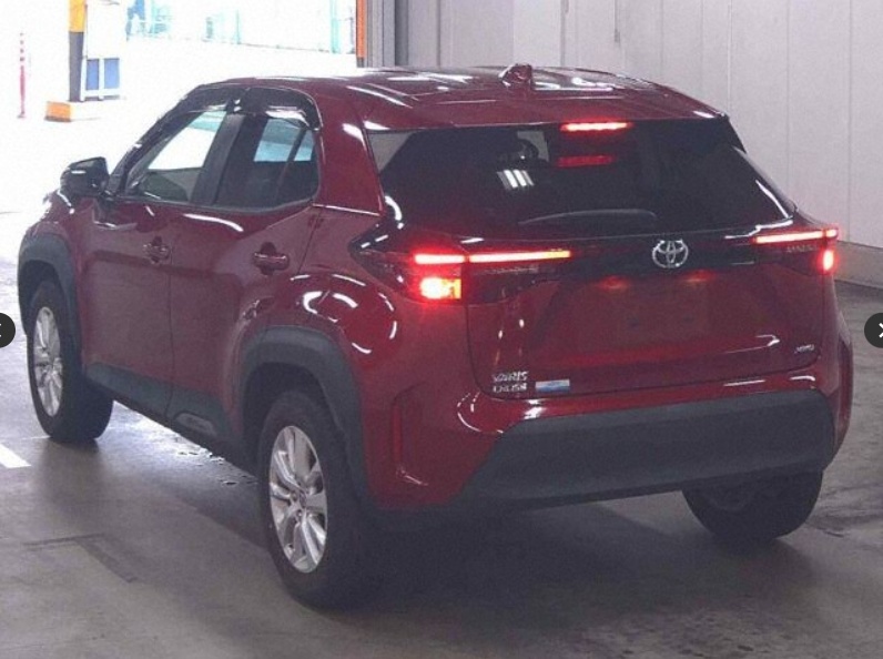 TOYOTA YARIS CROSS