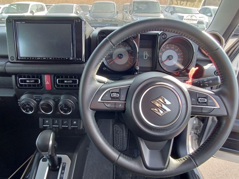 SUZUKI JIMNY SIERRA