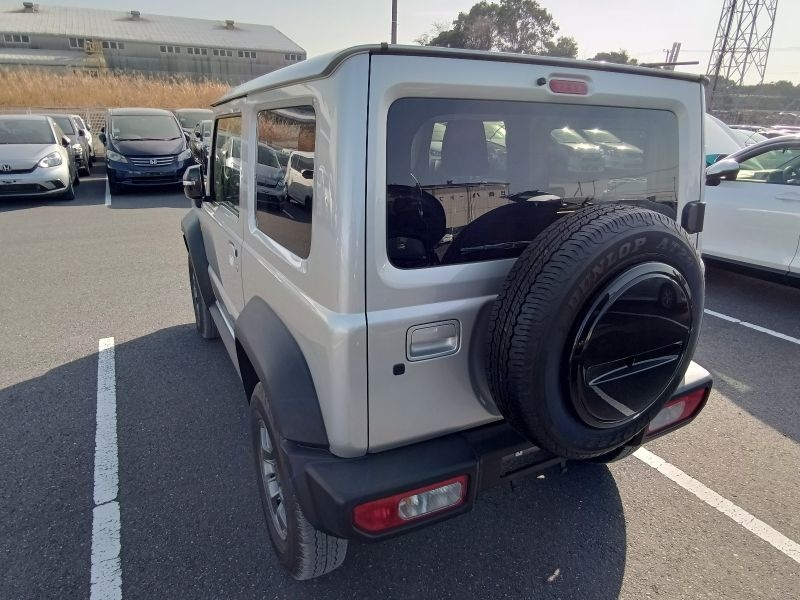 SUZUKI JIMNY SIERRA