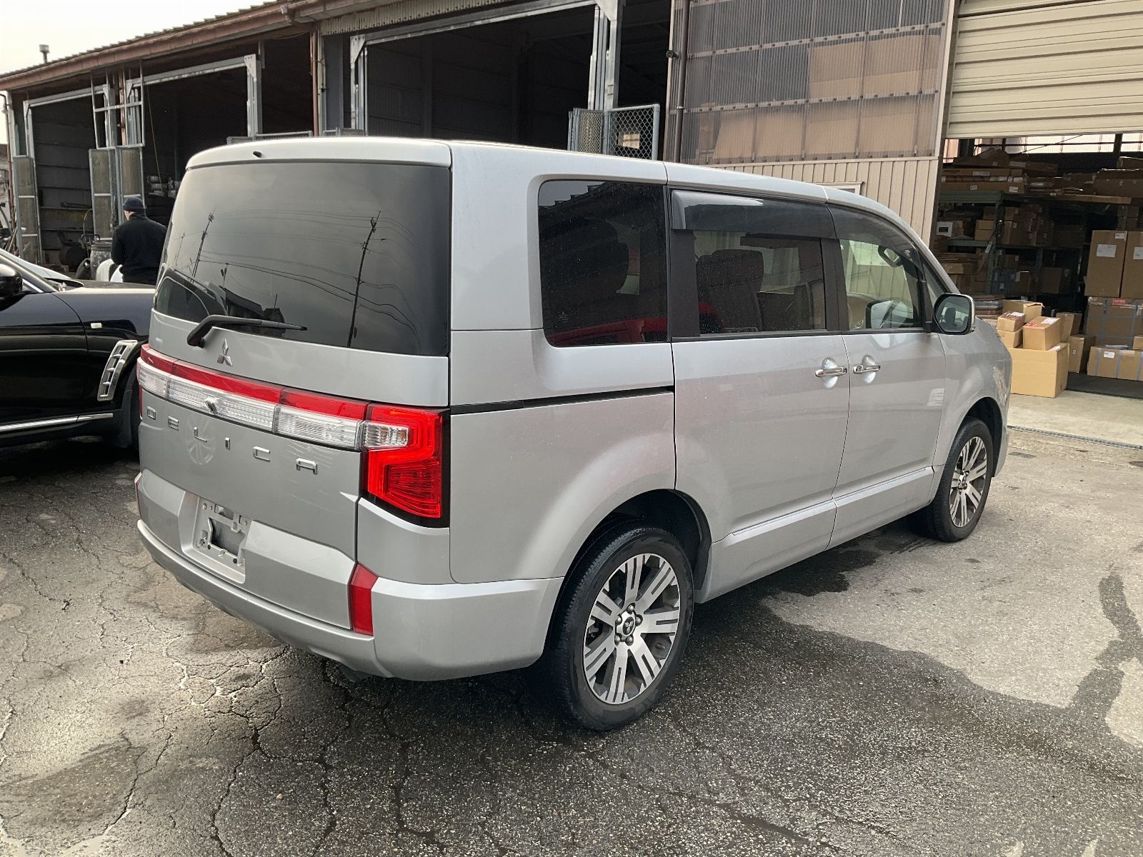 MITSUBISHI DELICA D:5