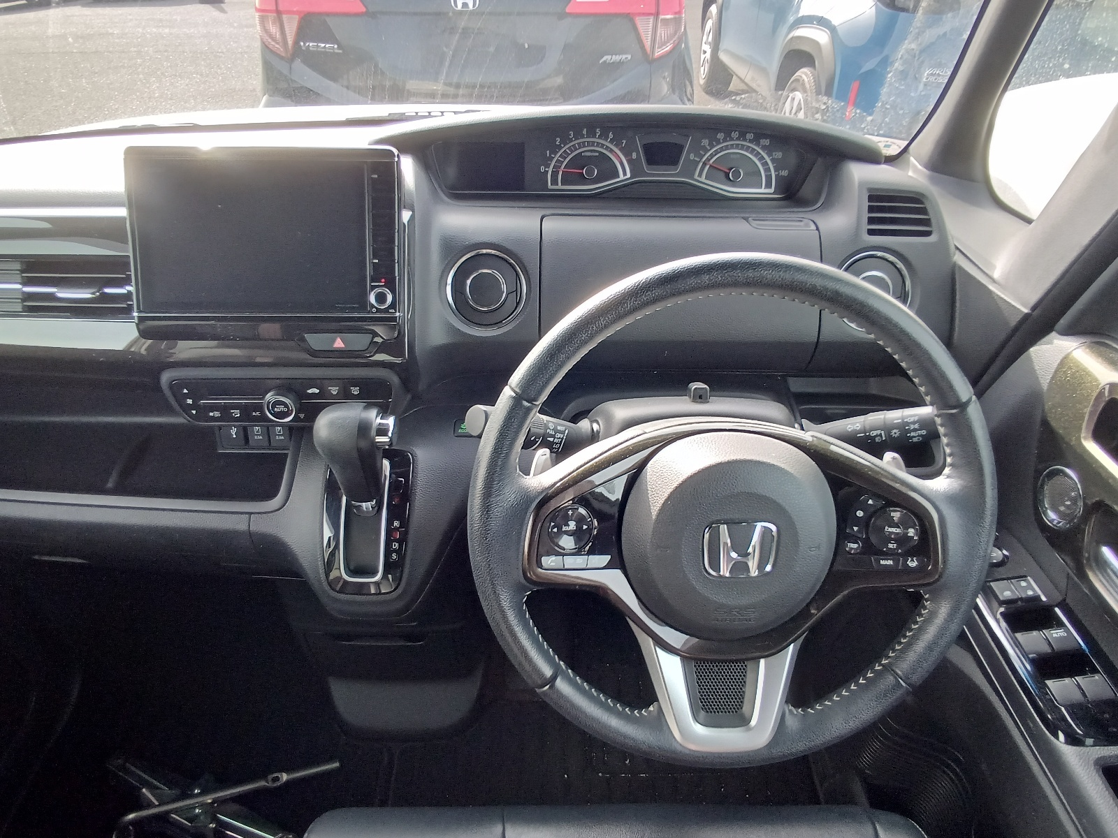 Honda N-box