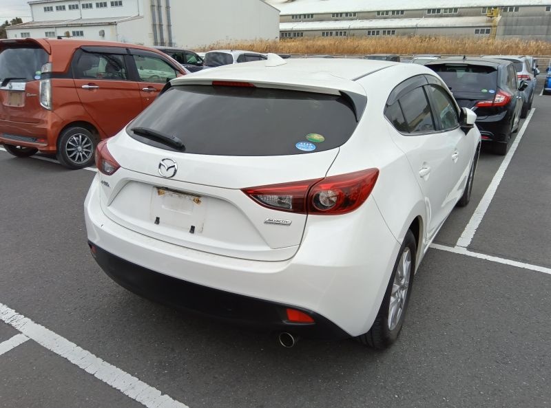 MAZDA AXELA SPORT
