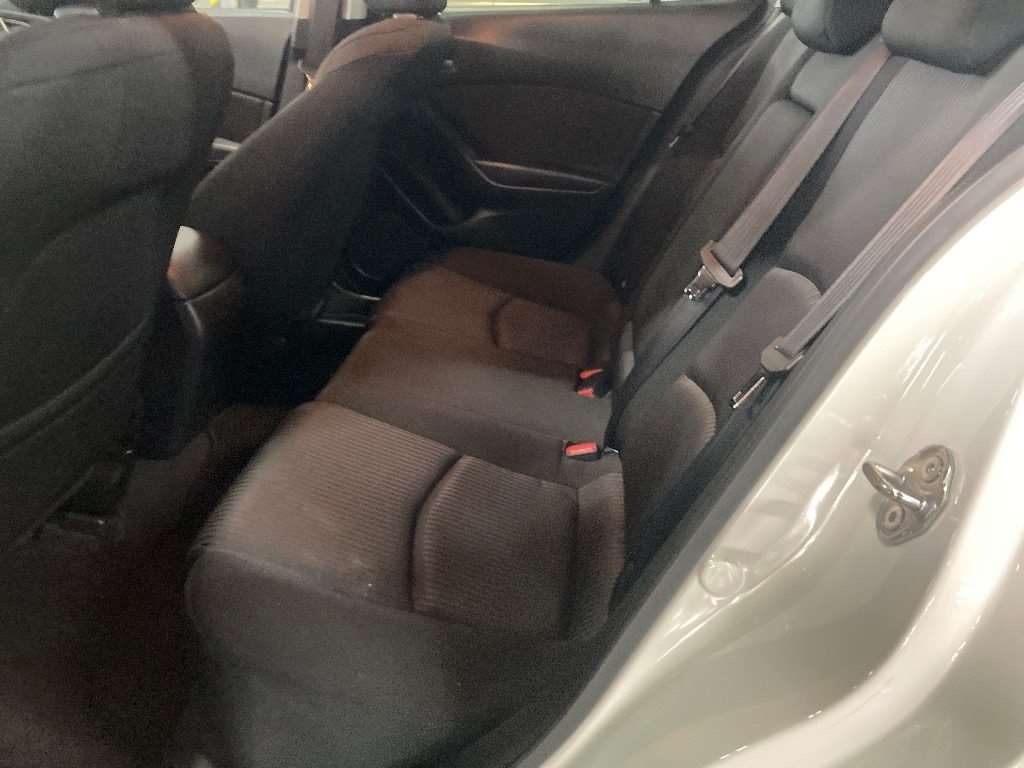 MAZDA AXELA SPORT