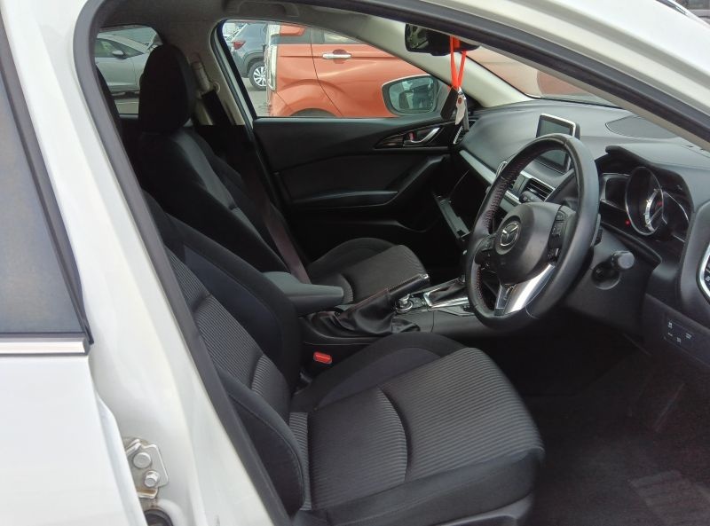 MAZDA AXELA SPORT
