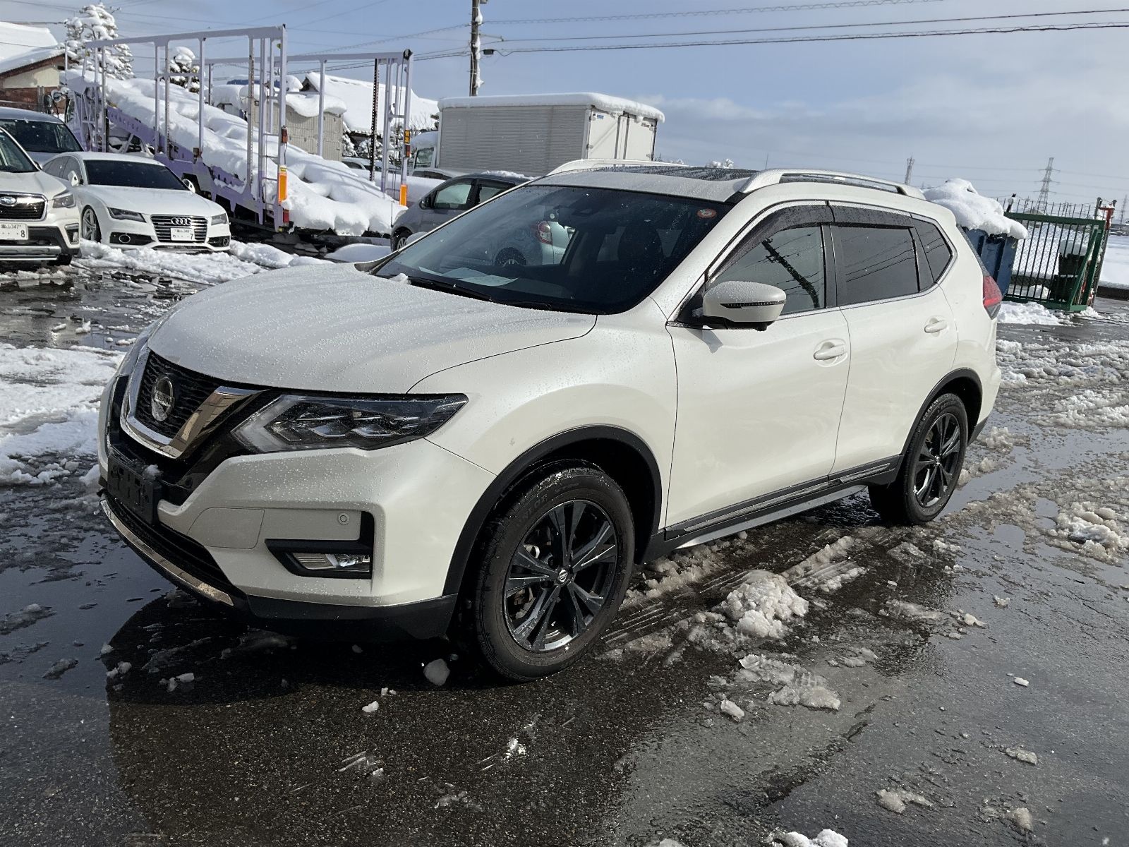 NISSAN X-TRAIL