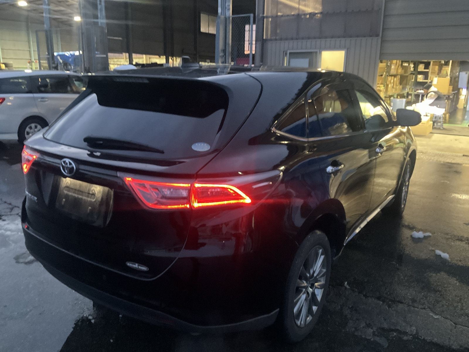 TOYOTA HARRIER