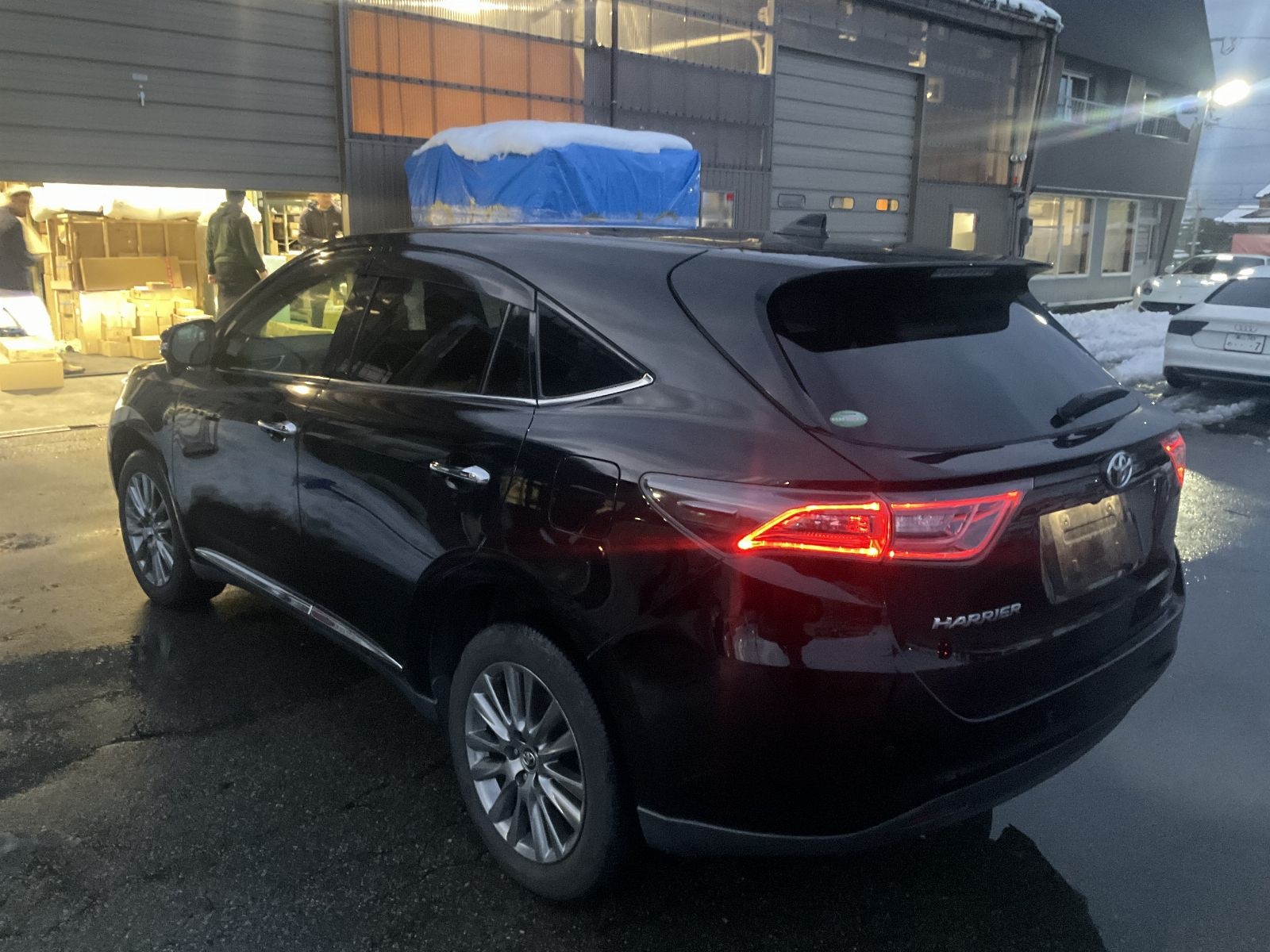 TOYOTA HARRIER