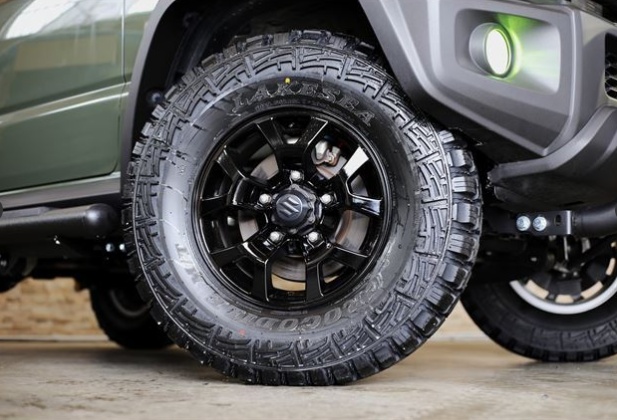 Suzuki Jimny Sierra