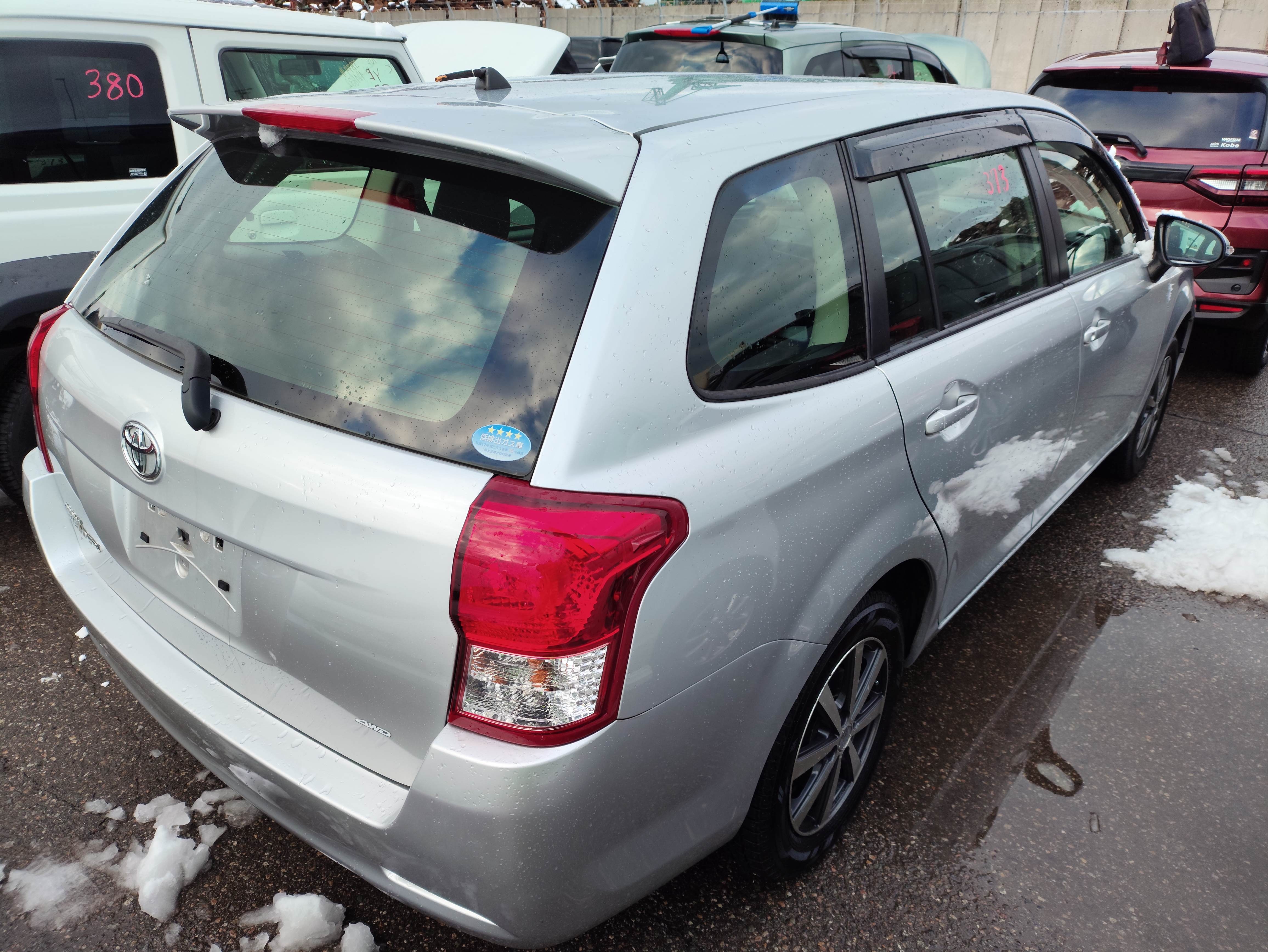 TOYOTA COROLLA FIELDER