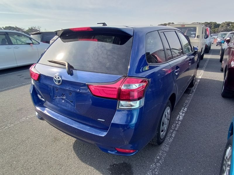 TOYOTA COROLLA FIELDER