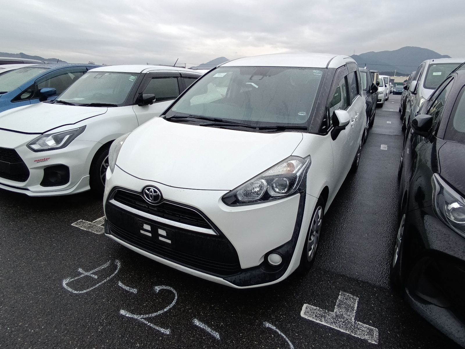 TOYOTA SIENTA