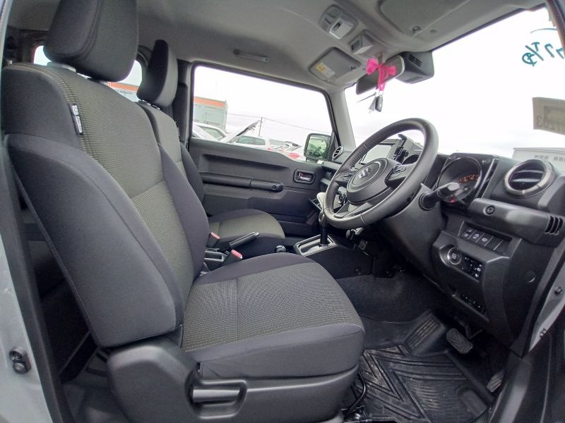 Suzuki Jimny Sierra