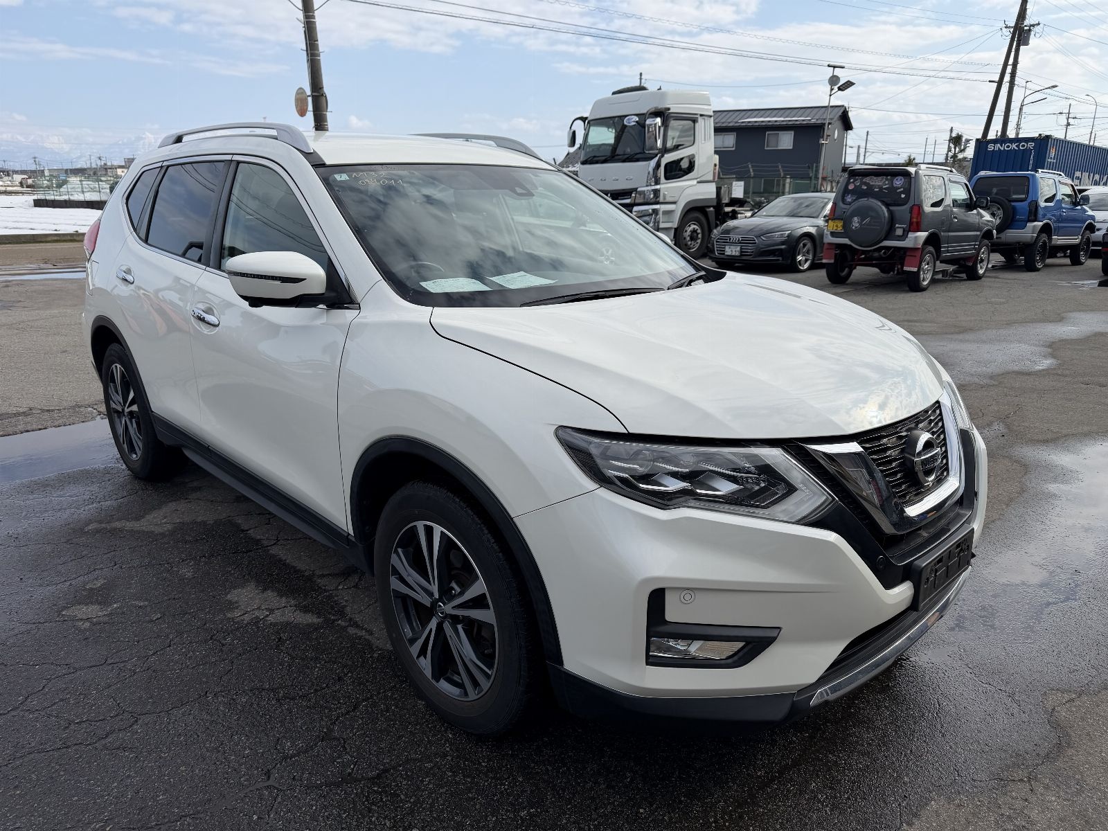 NISSAN X-TRAIL
