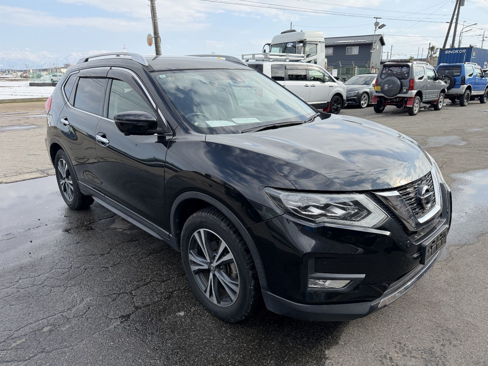 NISSAN X-TRAIL