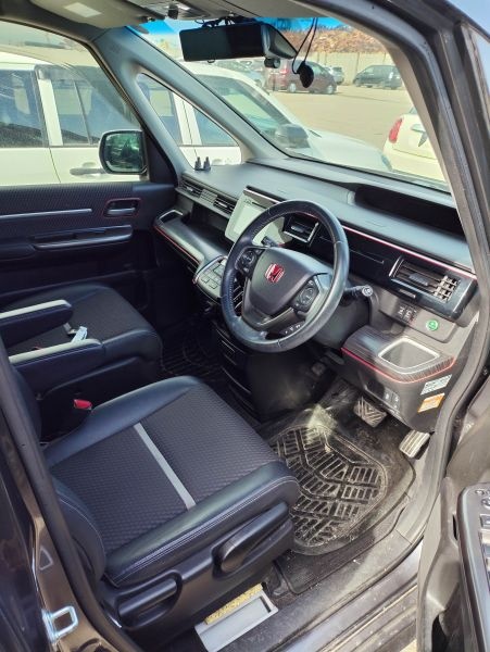 HONDA STEPWGN SPADA