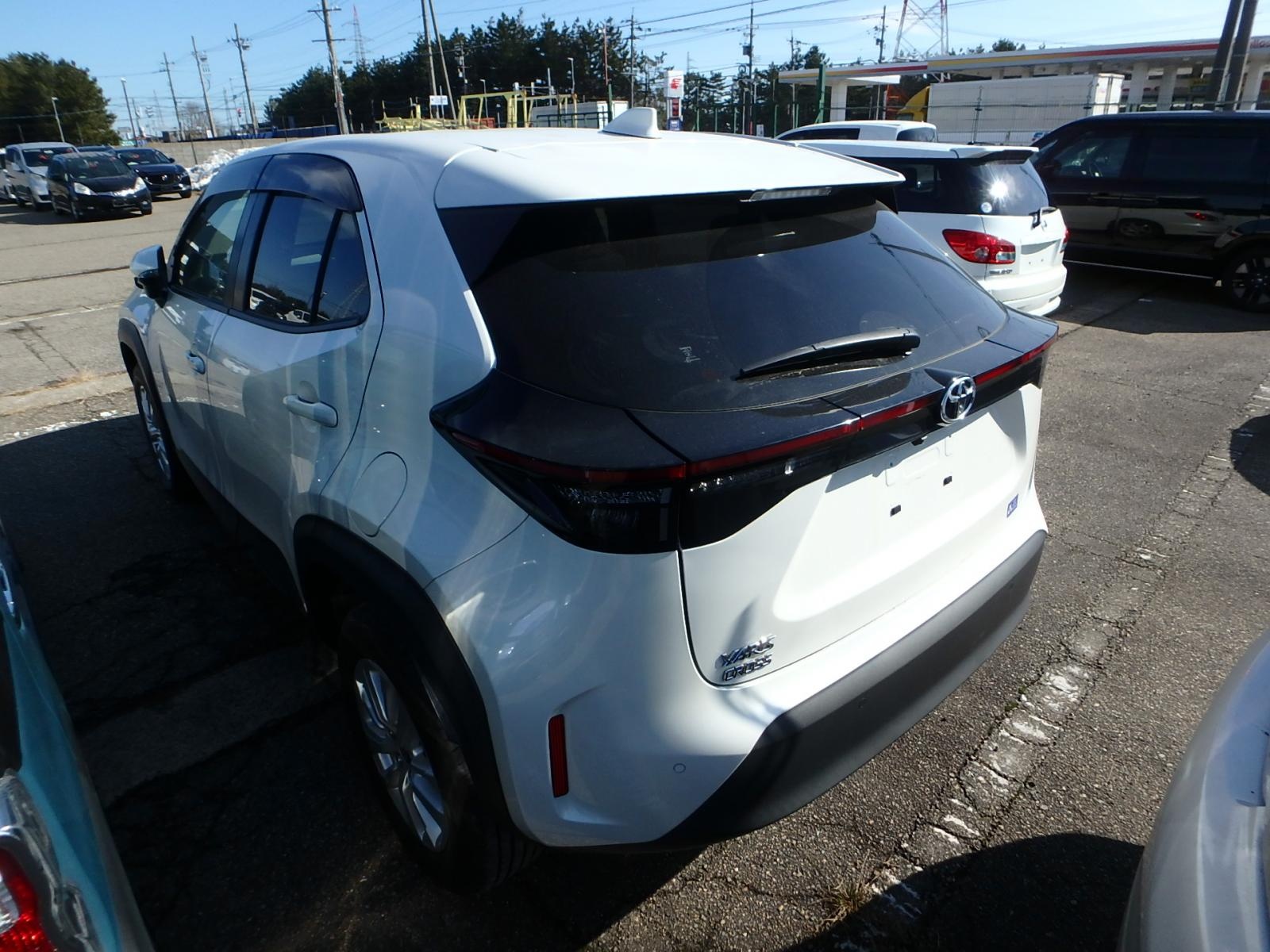 TOYOTA YARIS CROSS